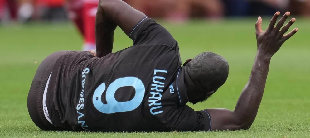 Lukaku: lesione di alto grado al retto femorale, si valuta l’operazione. Stop di almeno 4 mesi