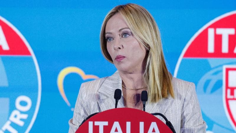 Meloni: “Clima d’odio insostenibile, la sinistra minimizza la violenza”. Scontro con opposizioni
