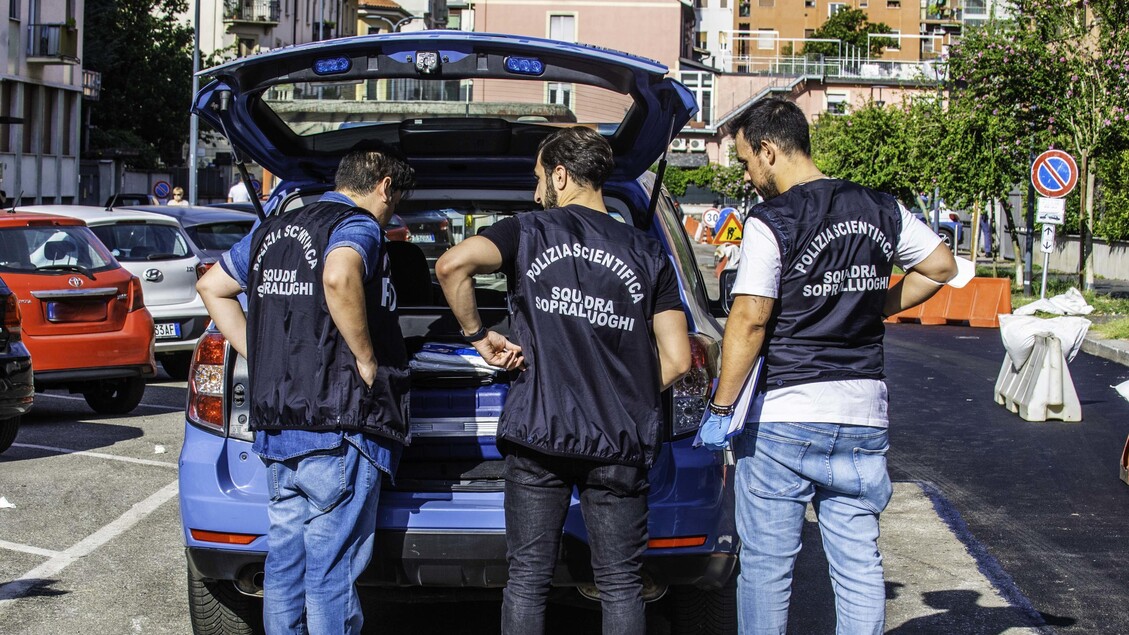 Bergamo, madre morta in casa da un anno: la figlia indagata per occultamento di cadavere e truffa