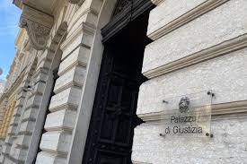 Trento, prete accusato di violenza su alunna di 11 anni: chiesto il rinvio a giudizio