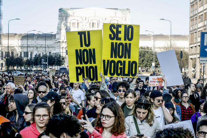 Ddl stupro: cosa prevede ora il testo all’esame del Senato