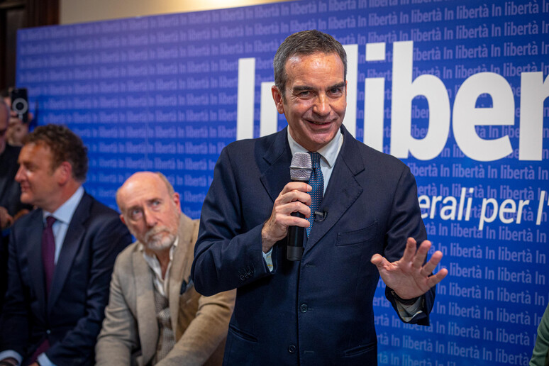 Occhiuto lancia la “scossa liberale” in Forza Italia: “Nessuna nuova corrente”. Tajani: “Partito aperto”