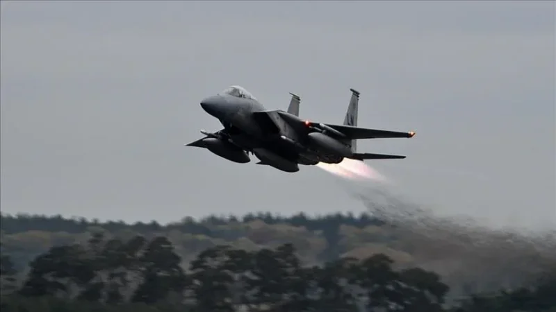 Un secondo aereo da combattimento americano si schianta nel Golfo Persico