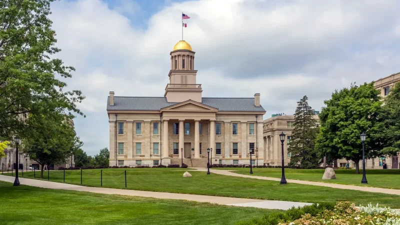 Sparatoria nei pressi dell’Università dell’Iowa: diversi feriti segnalati