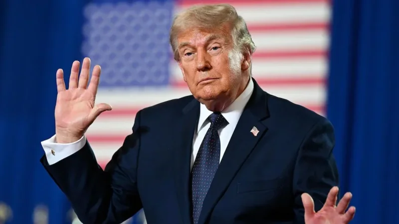 Il rapporto finanziario di Trump rivela acquisti di azioni tecnologiche durante il crollo dei mercati