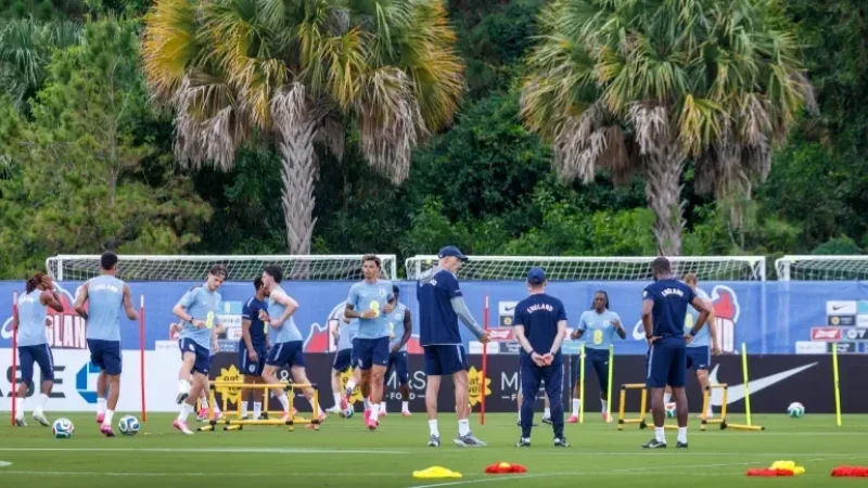 Furto del materiale d’allenamento della nazionale inglese prima dell’arrivo a Kansas City
